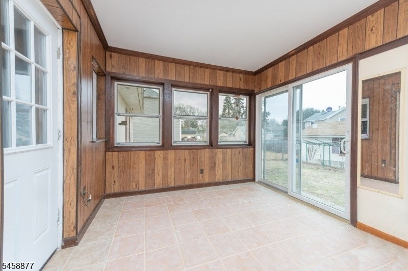 24 Morris Ave - Photo 22