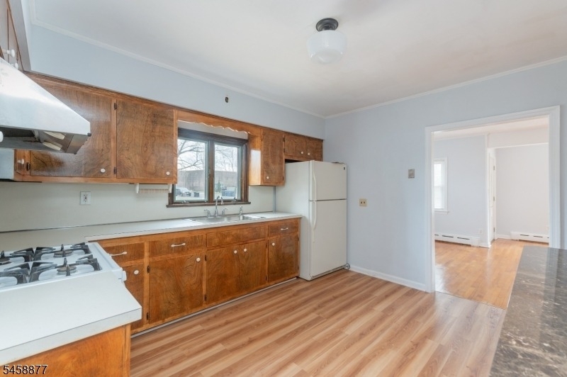 24 Morris Ave - Photo 5