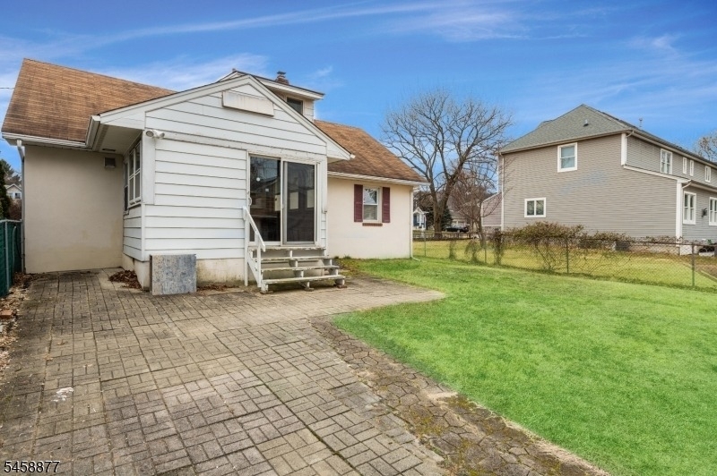 24 Morris Ave - Photo 23