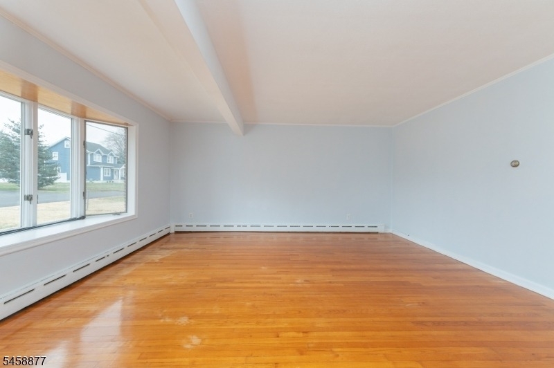 24 Morris Ave - Photo 8