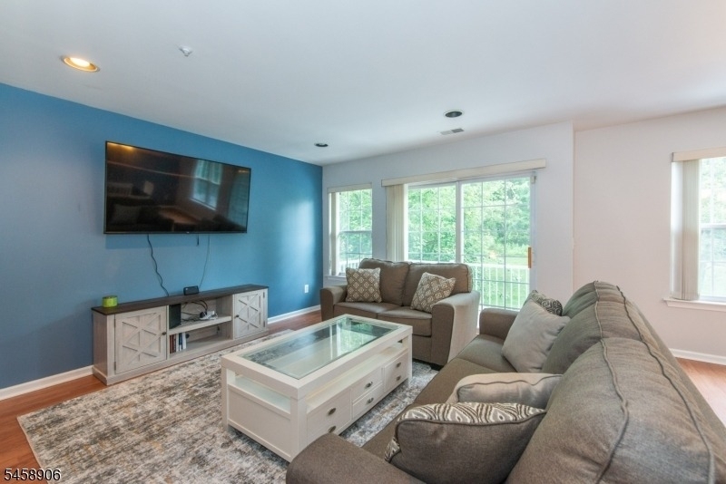 3107 Scenic Ct - Photo 1