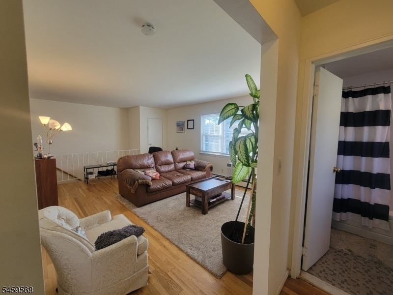 419 Pitney Pl - Photo 9