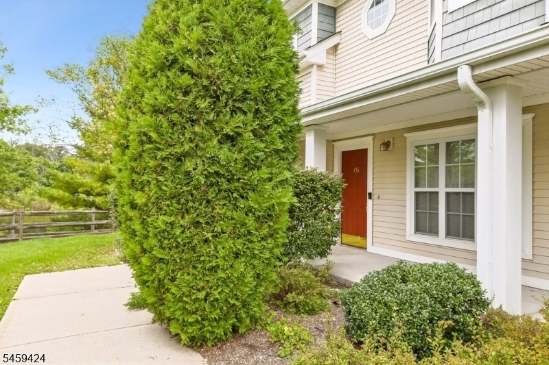 156 Old Farm Dr - Photo 3