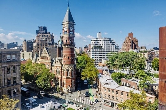 West 10th Street - Photo 8