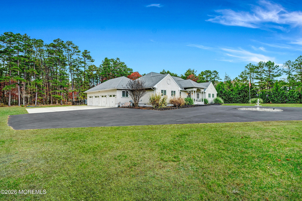 2650 N Cologne Avenue - Photo 1