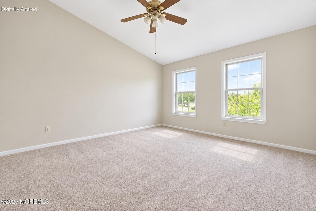 733 Snowdrop Court - Photo 10
