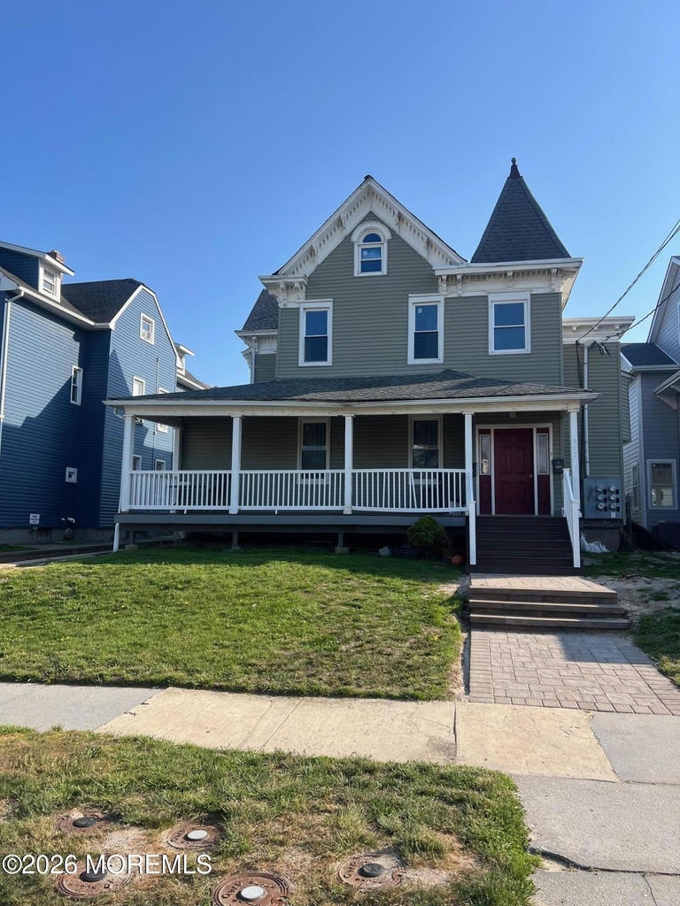302 3rd Avenue - Photo 0