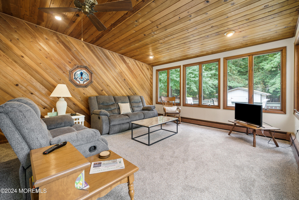 607 Sunrise Boulevard - Photo 9