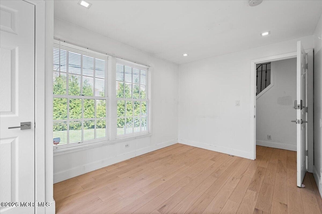 869 Norwood Avenue - Photo 7