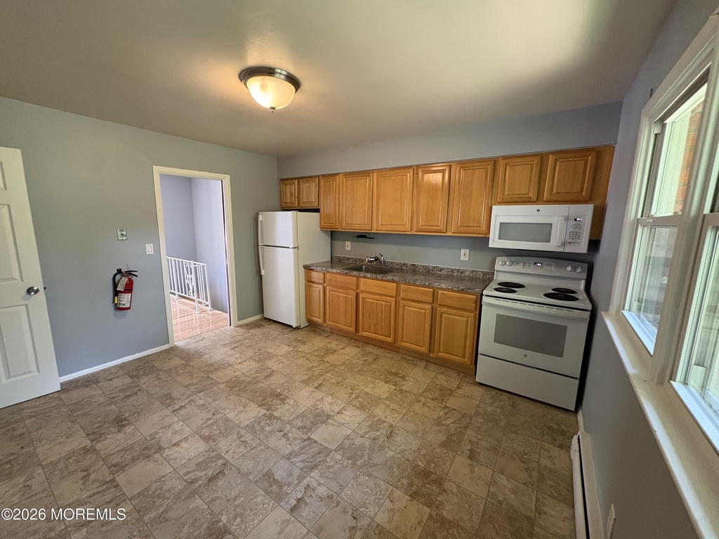 55 Terrace Avenue - Photo 2
