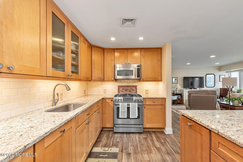 525 Ocean Boulevard - Photo 5