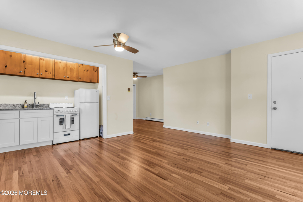 174 Ocean Avenue - Photo 2