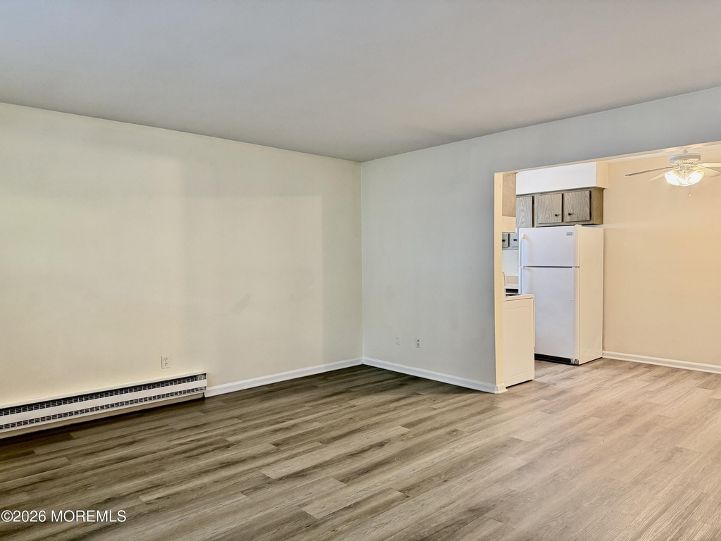 402 Sixth Avenue - Photo 5