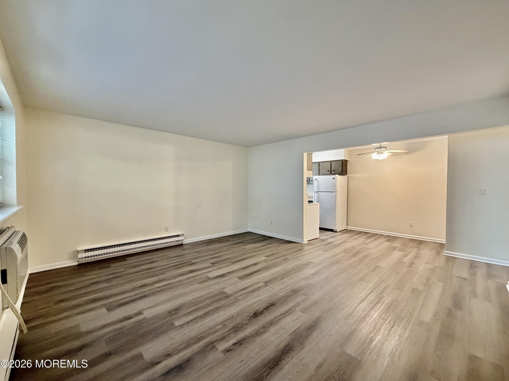 402 Sixth Avenue - Photo 3