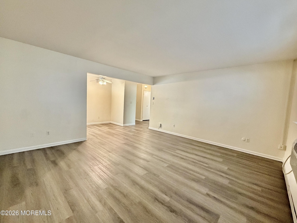402 Sixth Avenue - Photo 4