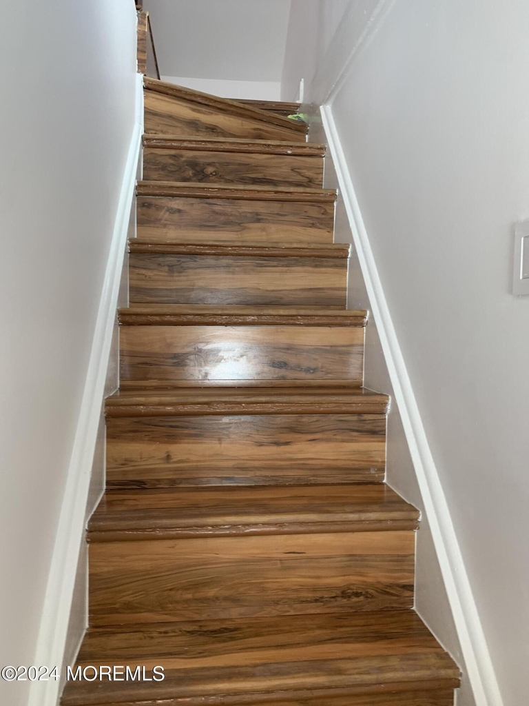 706 2nd Avenue - Photo 0