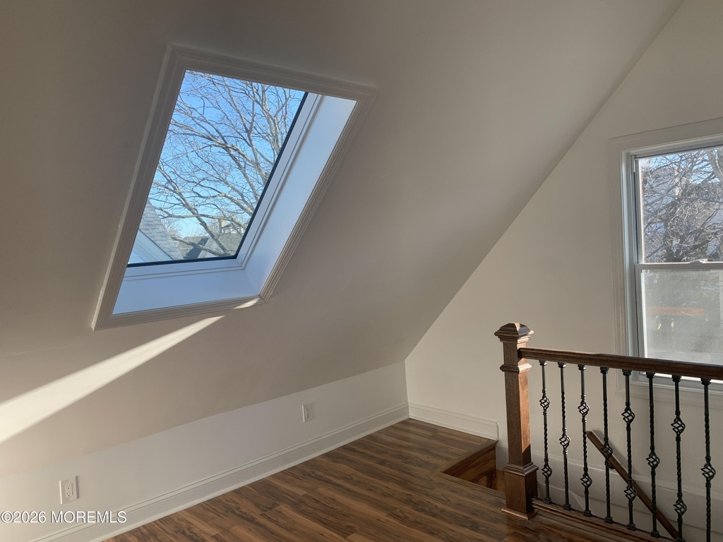 706 2nd Avenue - Photo 9