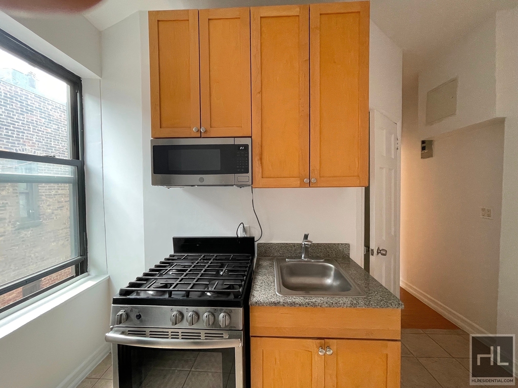 East 13th Street - Photo 1