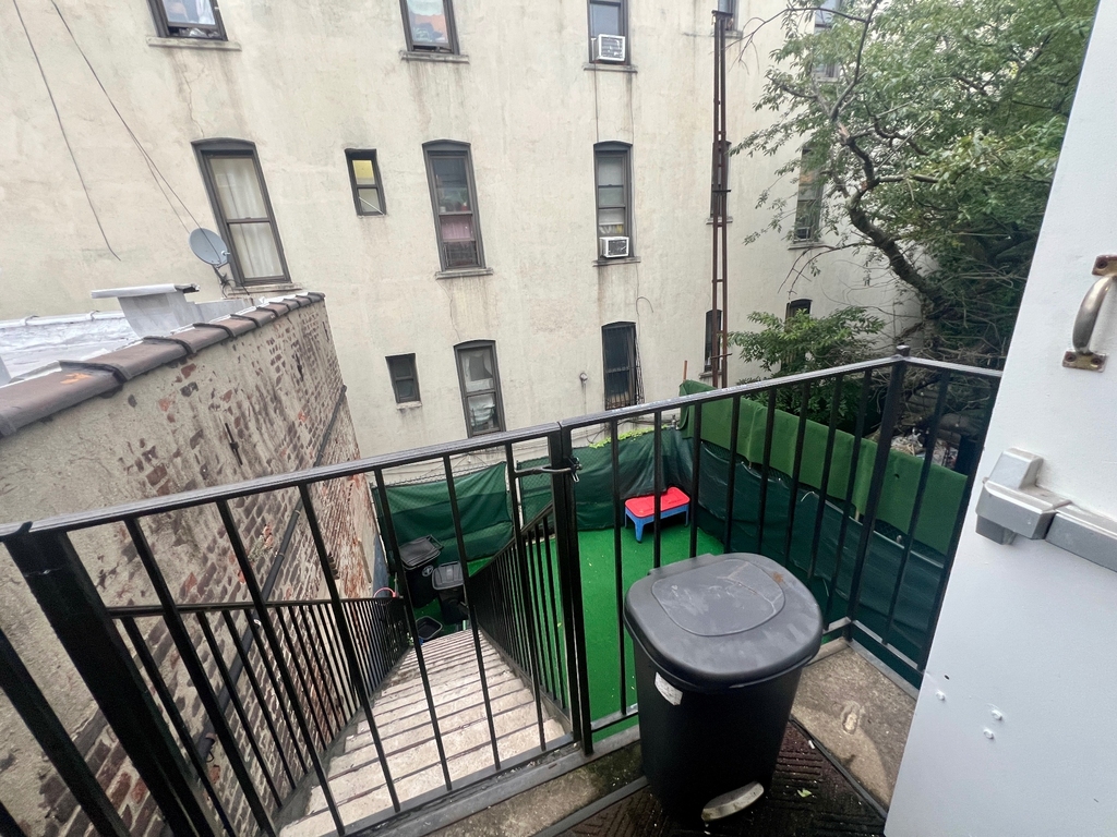 1531 Nostrand Avenue - Photo 15