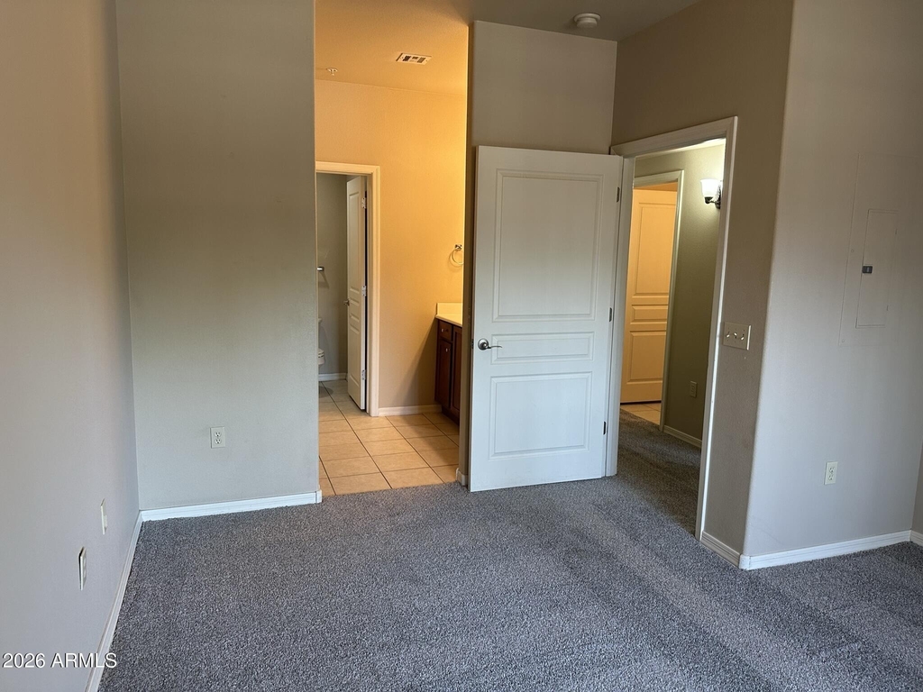 1117 E 8th Street - Photo 11
