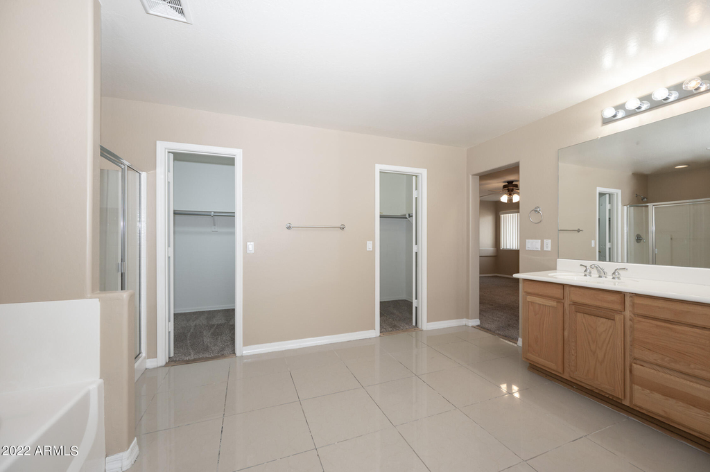 2684 E Birchwood Place - Photo 23
