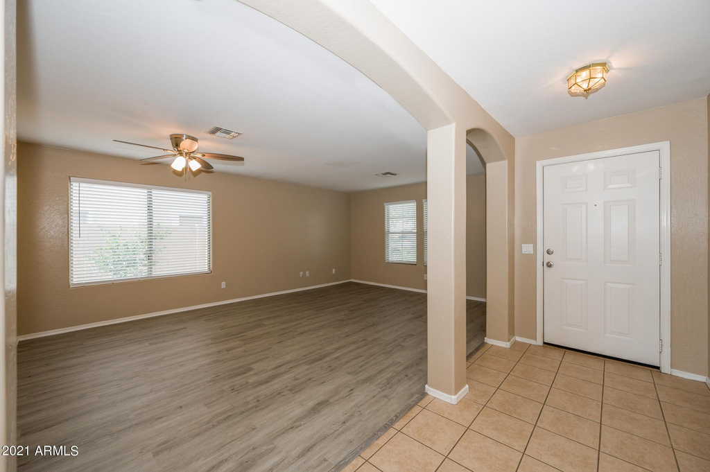 1843 E Ebony Place - Photo 4