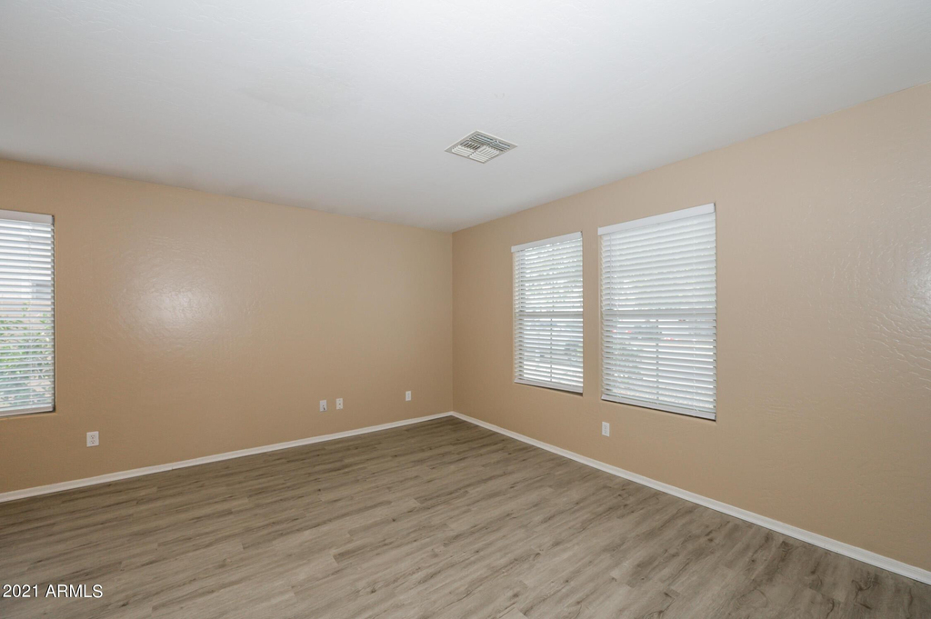 1843 E Ebony Place - Photo 2