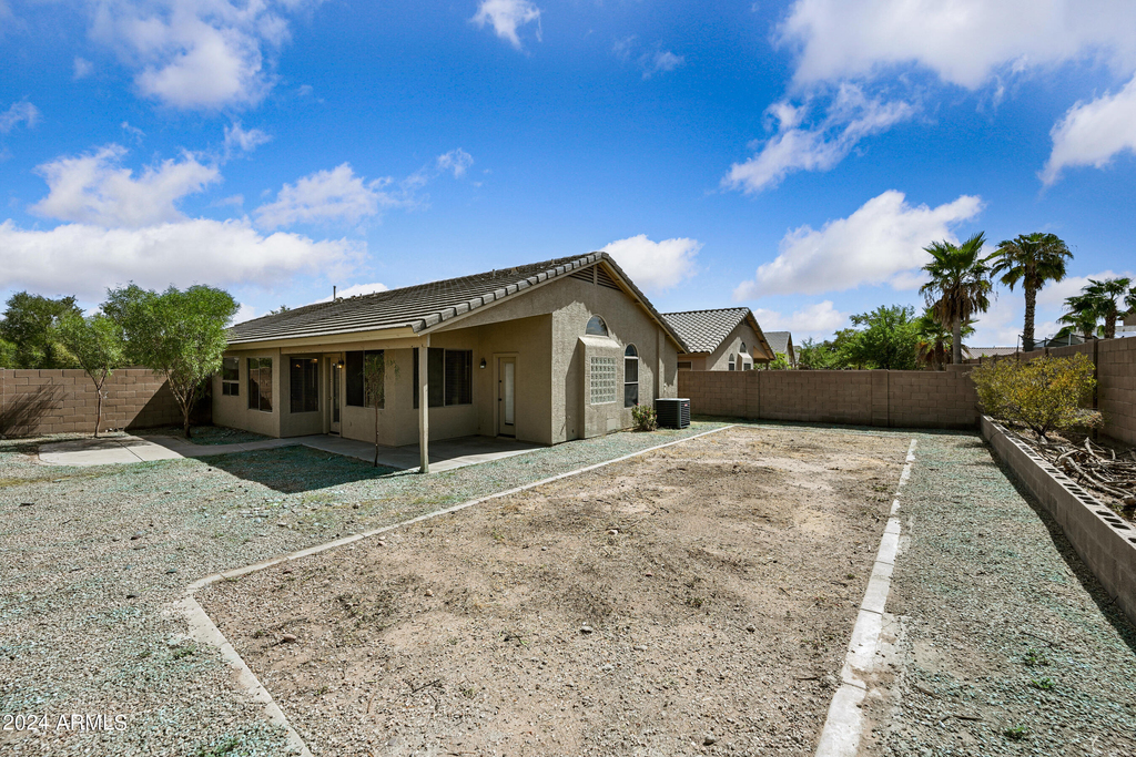 43863 W Cahill Drive - Photo 26