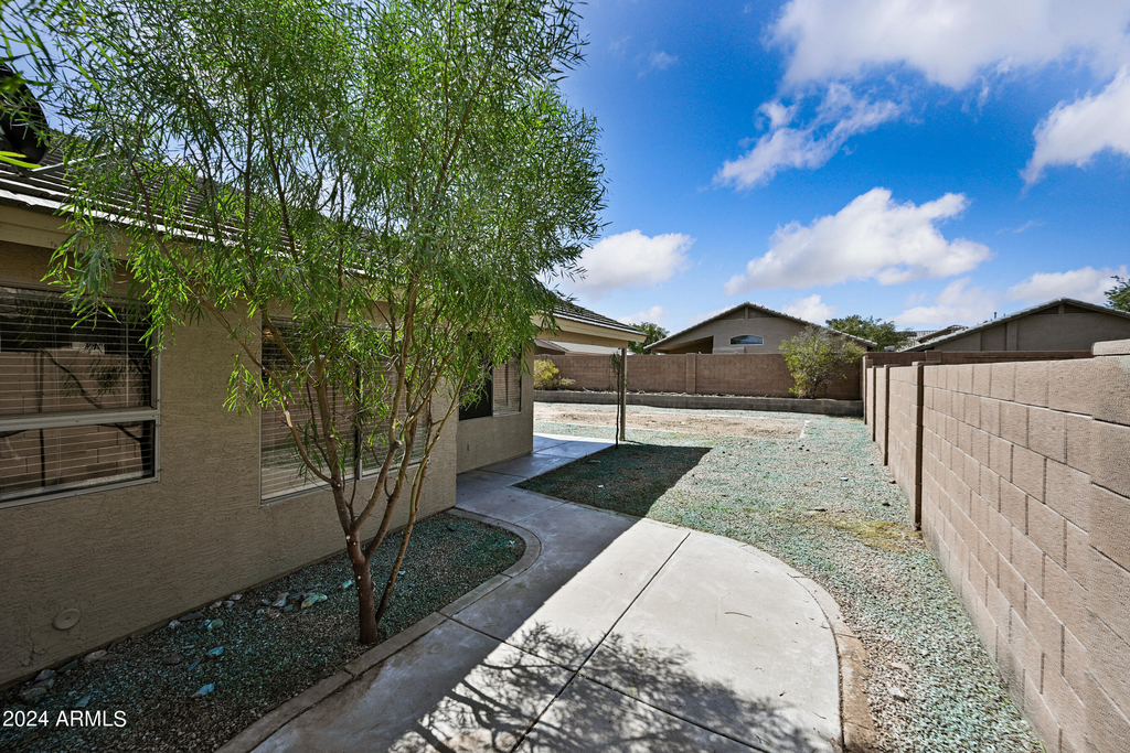 43863 W Cahill Drive - Photo 24
