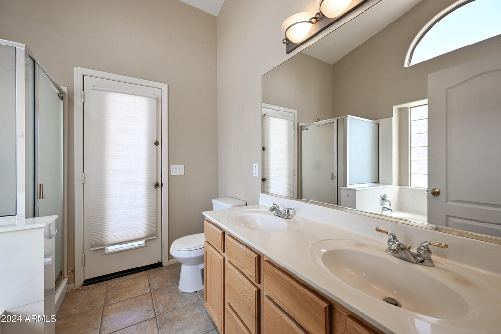 43863 W Cahill Drive - Photo 16