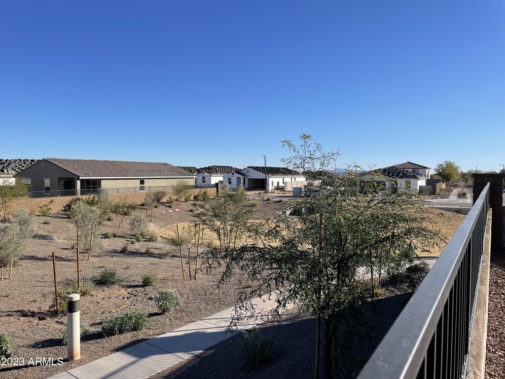 17401 W Red Fox Road - Photo 40