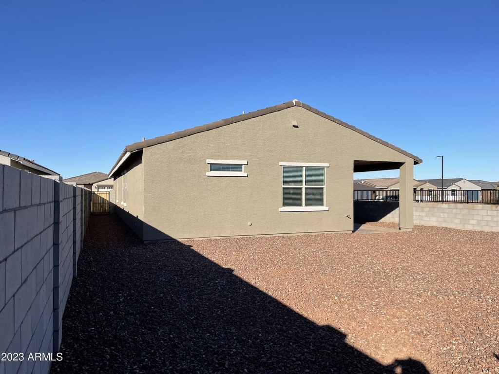 17401 W Red Fox Road - Photo 34