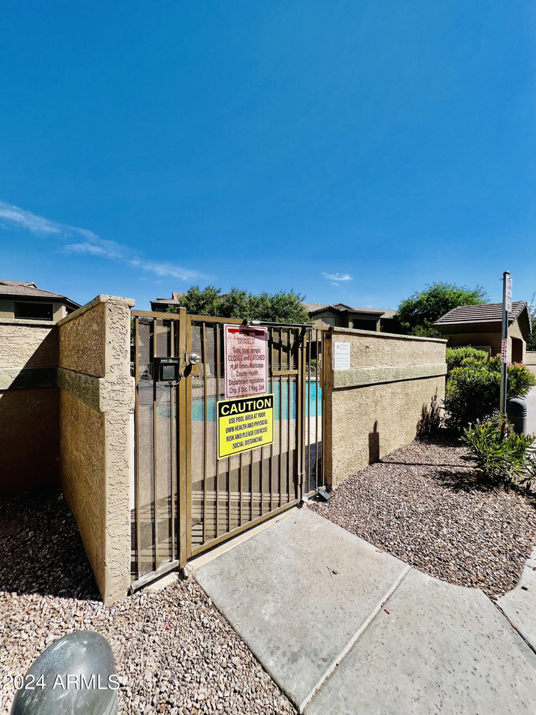 705 W Queen Creek Road - Photo 28