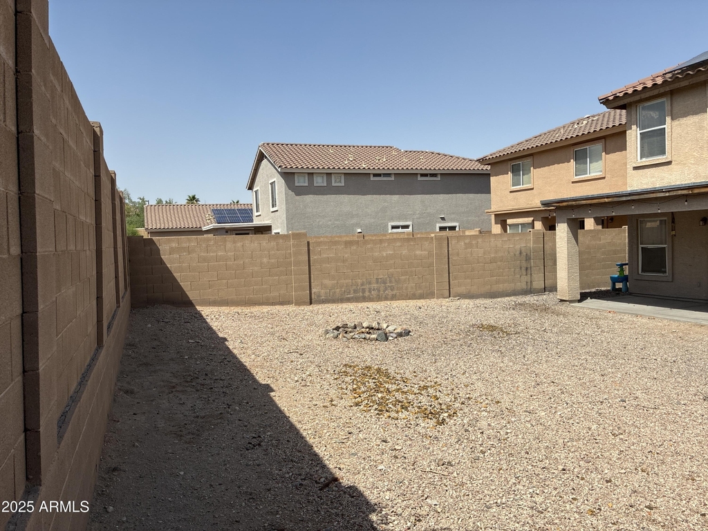 22372 W Cantilever Court - Photo 38
