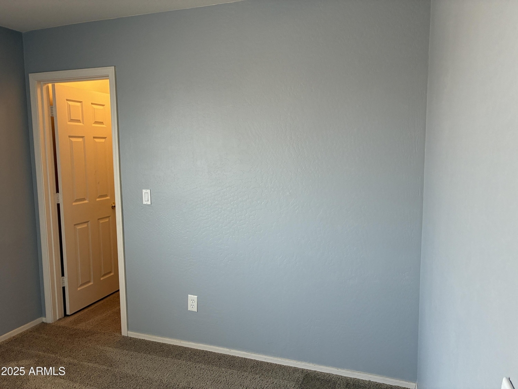 22372 W Cantilever Court - Photo 28