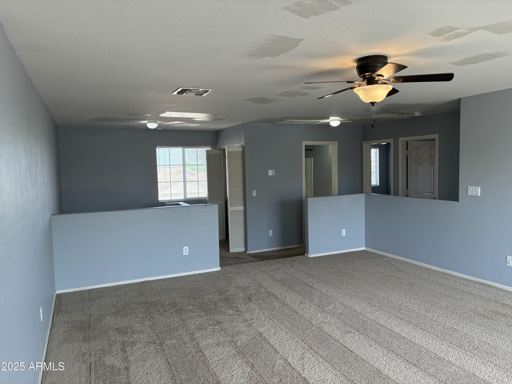 22372 W Cantilever Court - Photo 20