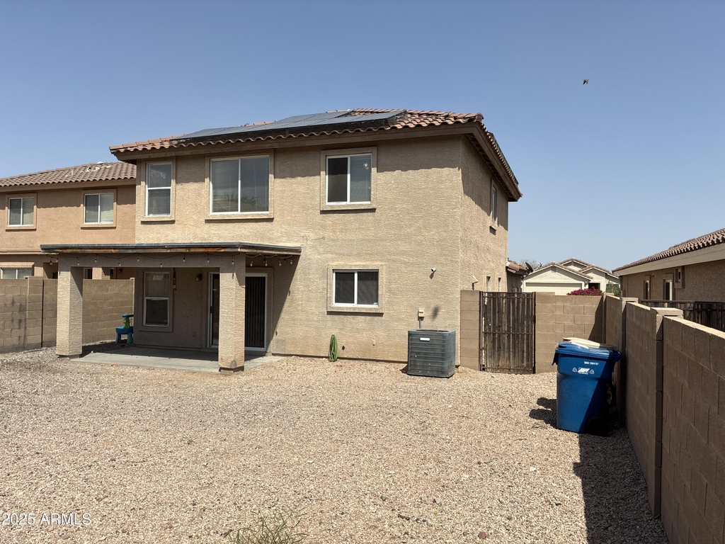 22372 W Cantilever Court - Photo 37