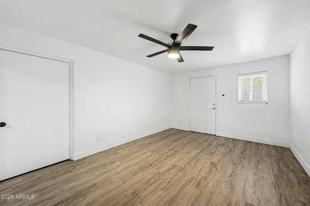 830 E Turney Avenue - Photo 11