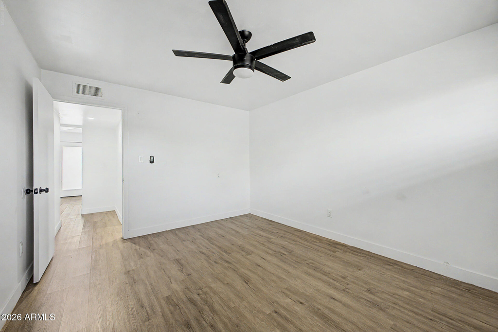 830 E Turney Avenue - Photo 19