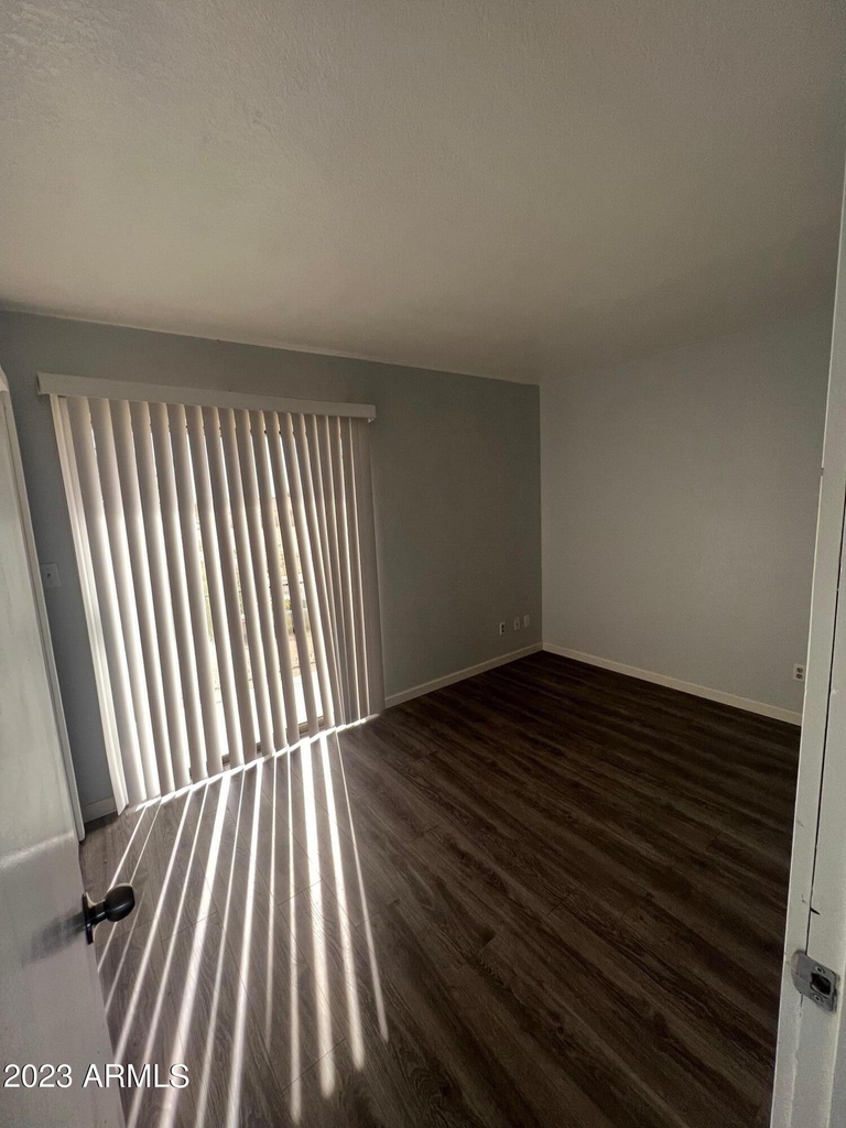 8220 W Monaco Boulevard - Photo 8