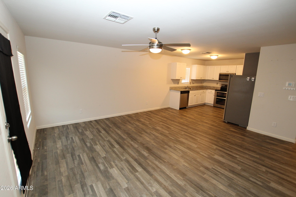 322 E Bobcat Place - Photo 11