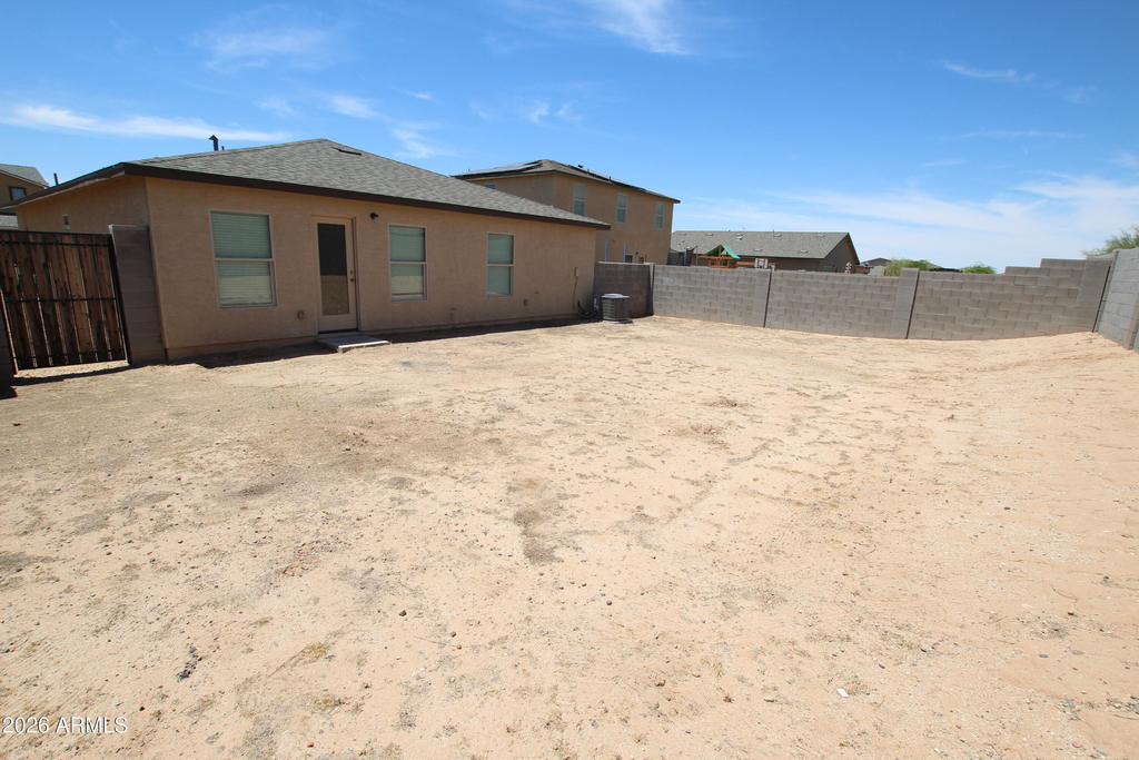 322 E Bobcat Place - Photo 18