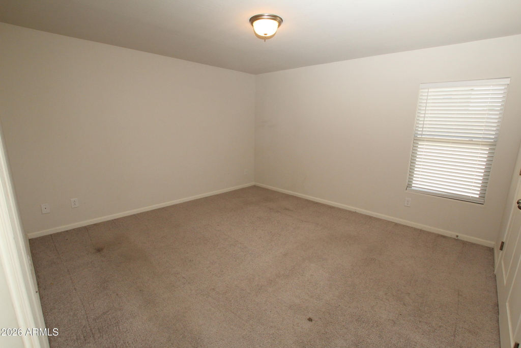 322 E Bobcat Place - Photo 21
