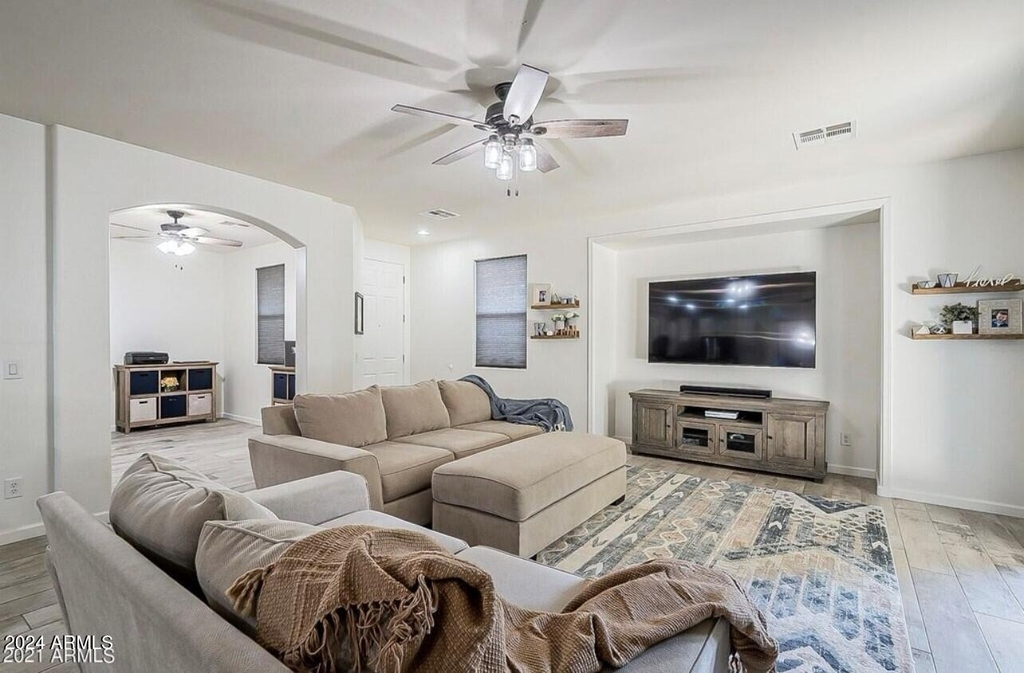 18211 W Eva Street - Photo 16