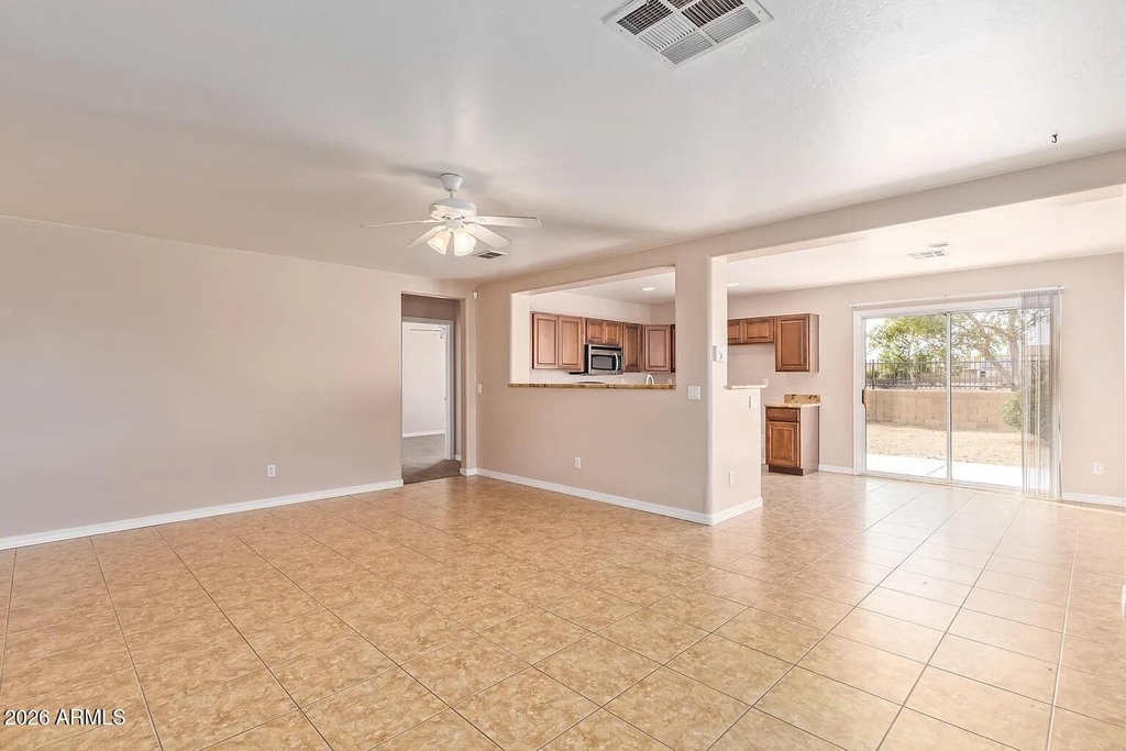 1470 S 227th Avenue - Photo 8