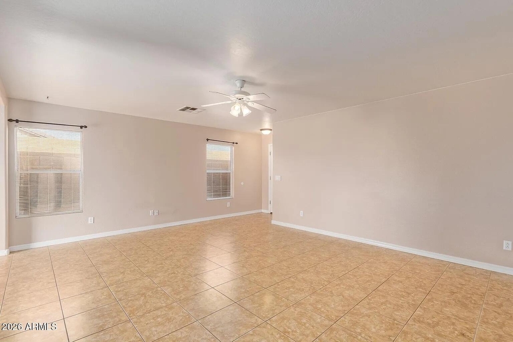 1470 S 227th Avenue - Photo 10