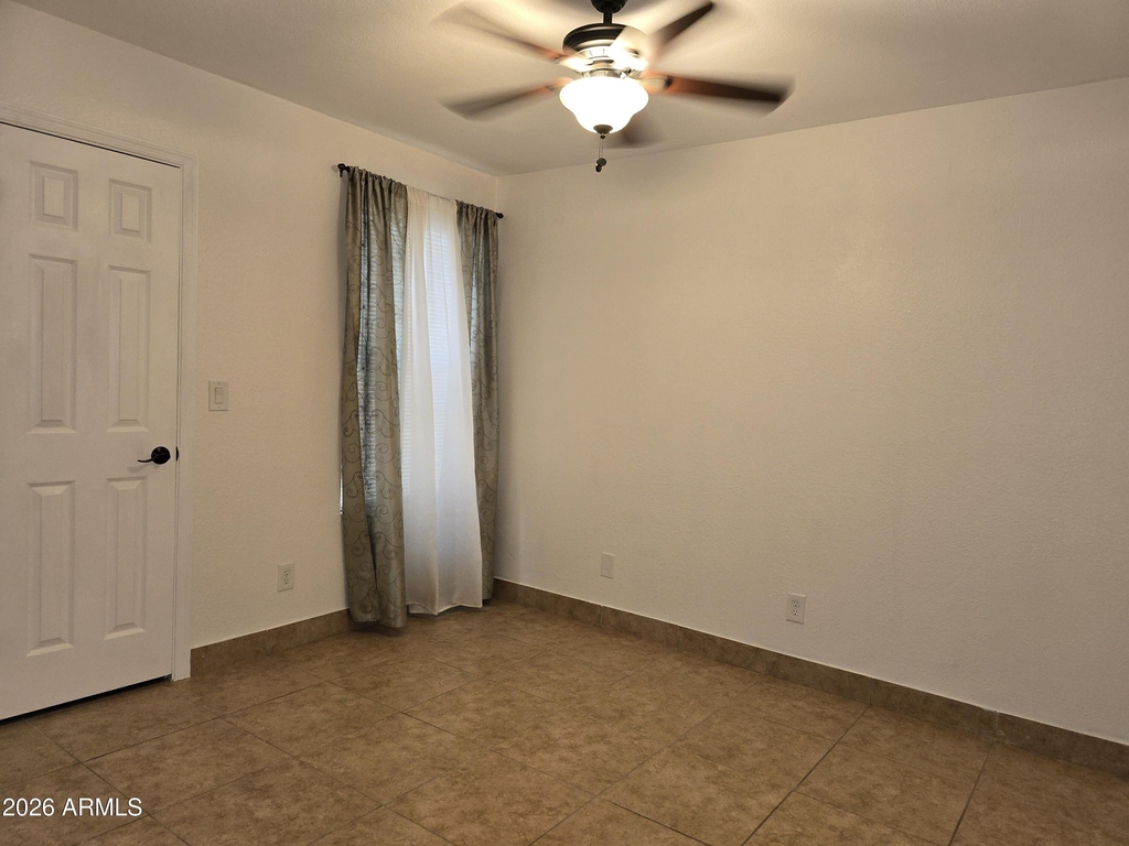 1838 E Secretariat Drive - Photo 10