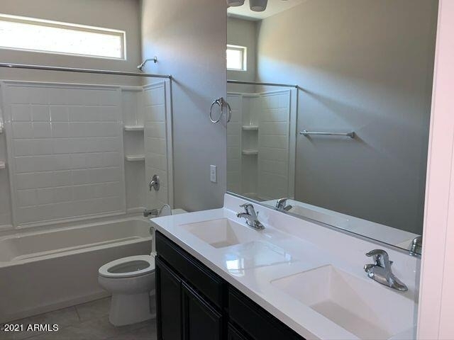 2832 S Lynch -- - Photo 18