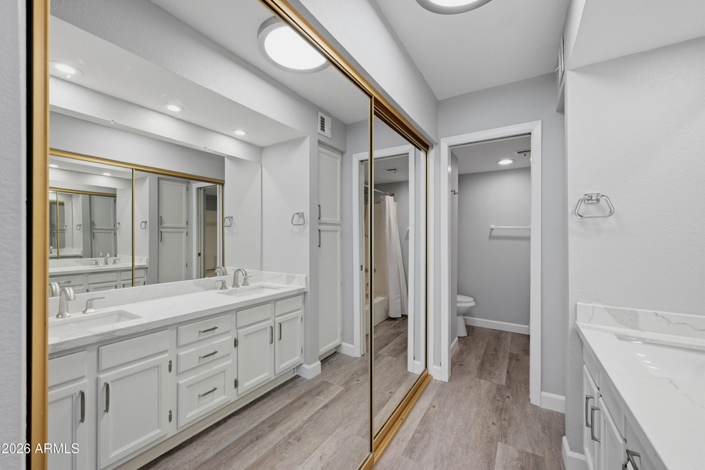 1905 E University Drive - Photo 18