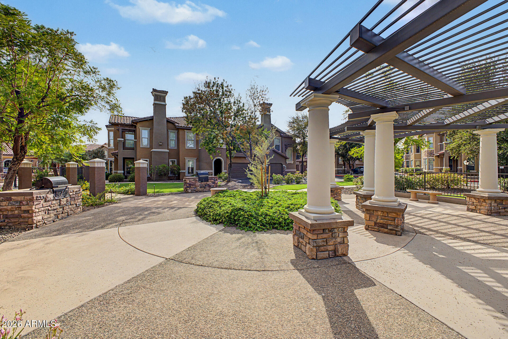 14250 W Wigwam Boulevard - Photo 25